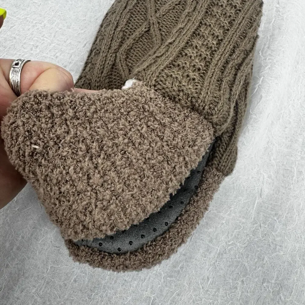 Northeast Outfitters Cozy Cabin Women's Diamond Knit Slippers S/M Taupe